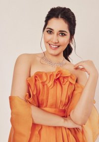 raashii khanna 8